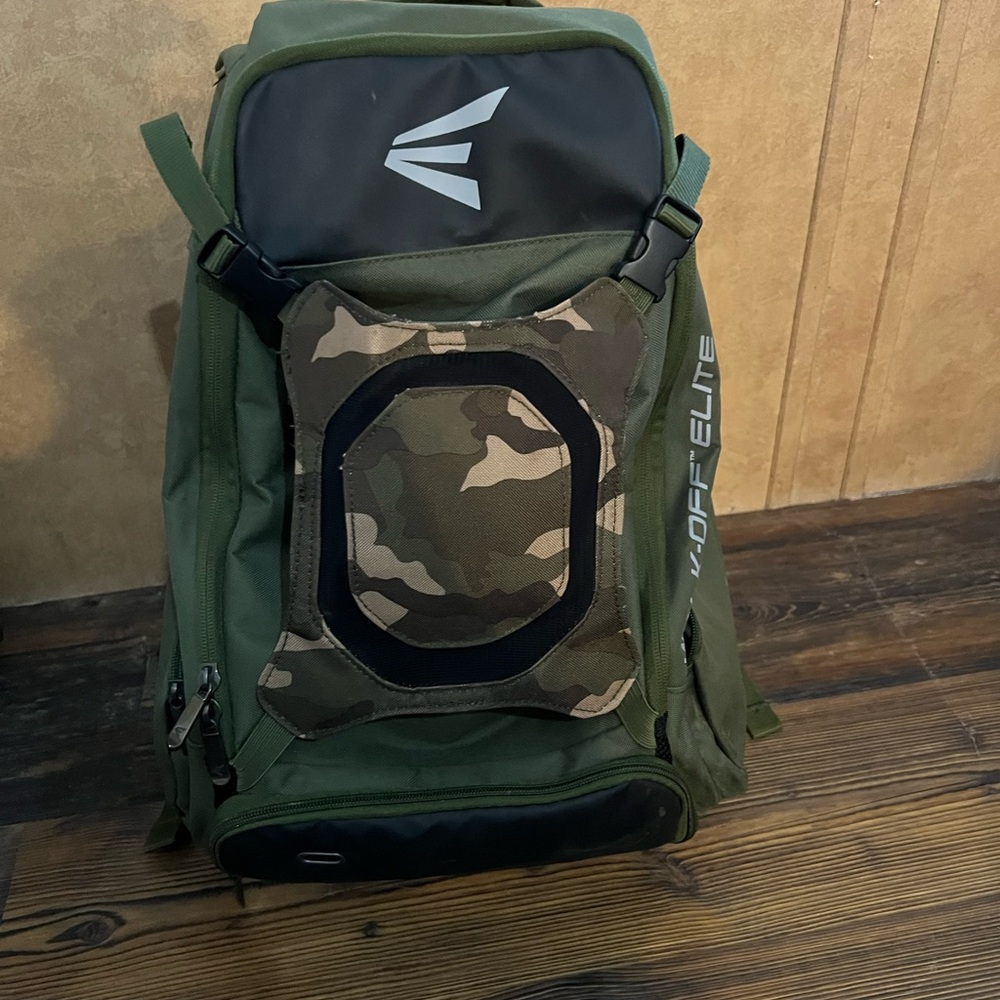 Easton Green and Camouflage baseball bag.
